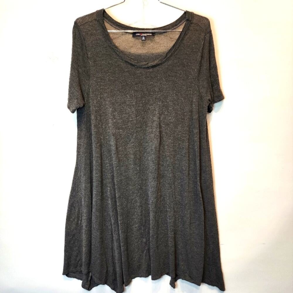 One Clothing Gray Tunic Top Short Sleeve Top Size L
